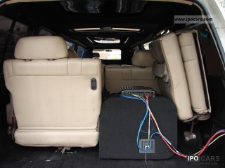 Illustration for article titled Somebody Better Turn This Stretched Lexus LX Into An Off-Road Limo